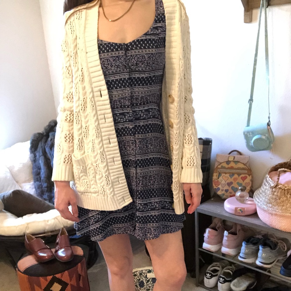 *SOLD* Michael Kors Cardigan - Picture 2 of 7